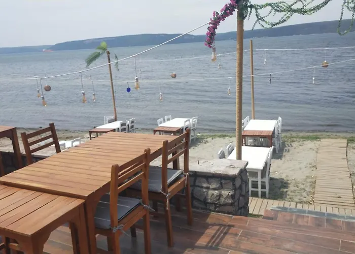 Le Marin * تْشاناكالي